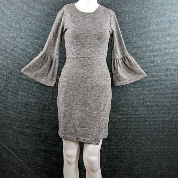 19 Cooper Dresses & Skirts - Bell Sleeves! Pretty 19 Cooper Gray Knit Dress